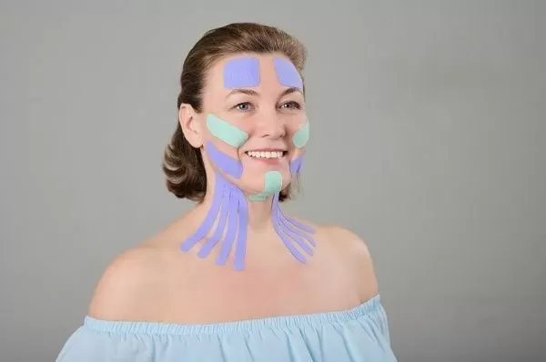 Кинезио тейп для лица Face Tape BBalance 2,5см*5м, хлопок, бежевый, 2 рулона