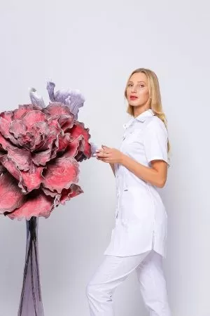 Блуза медицинская женская "Доктор Стиль" Сафари (белая) new