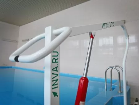 Подъемник для бассейна ИНВА Енисей ИПБ-170Г с гидравлическим приводом