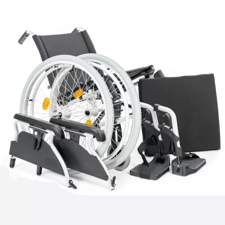 Кресло-коляска МЕТ STABLE, артикул 20460, с регулировкой высоты подлокотников, ширина сиденья 43 см, колеса пневматические